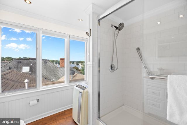8 REVELL ST, Annapolis, MD 21401