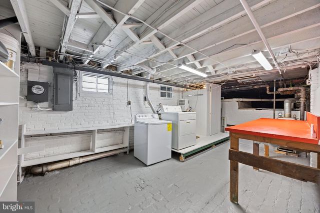 8 REVELL ST, Annapolis, MD 21401