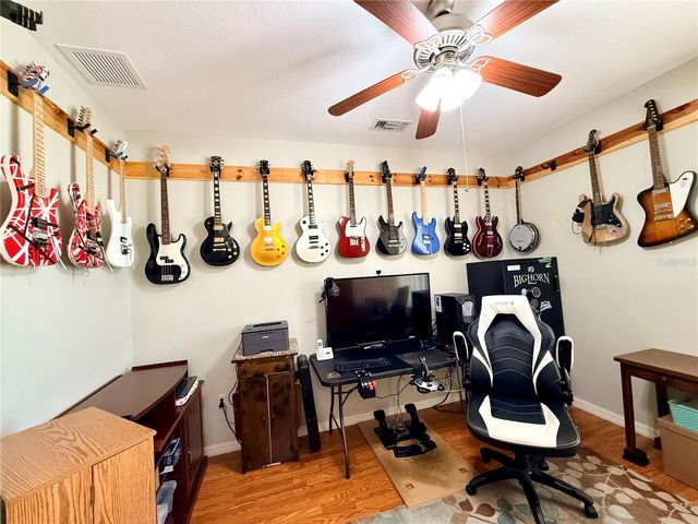 15597 SW 14TH AVENUE ROAD, Ocala, FL 34473