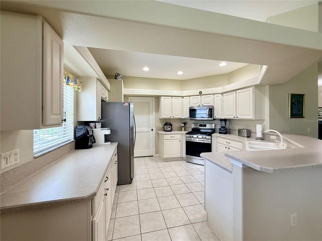 15597 SW 14TH AVENUE ROAD, Ocala, FL 34473