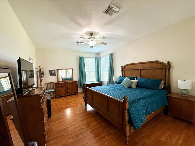 15597 SW 14TH AVENUE ROAD, Ocala, FL 34473