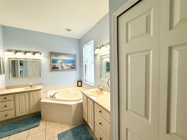 15597 SW 14TH AVENUE ROAD, Ocala, FL 34473