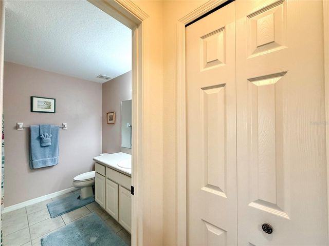 15597 SW 14TH AVENUE ROAD, Ocala, FL 34473
