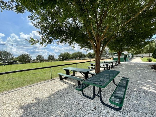 15597 SW 14TH AVENUE ROAD, Ocala, FL 34473