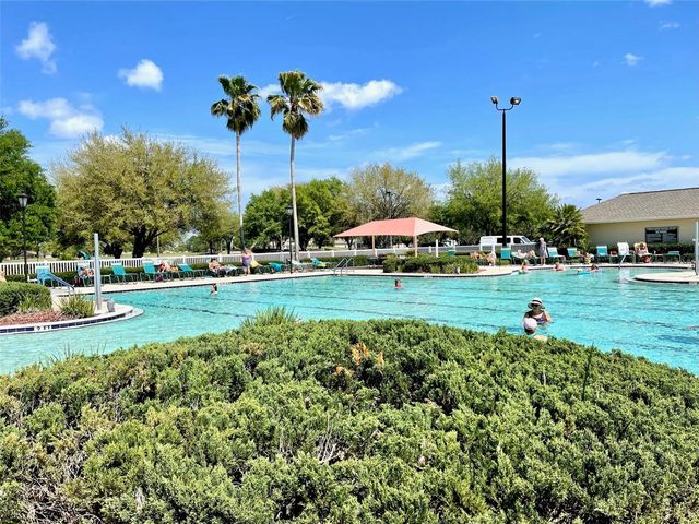 15597 SW 14TH AVENUE ROAD, Ocala, FL 34473