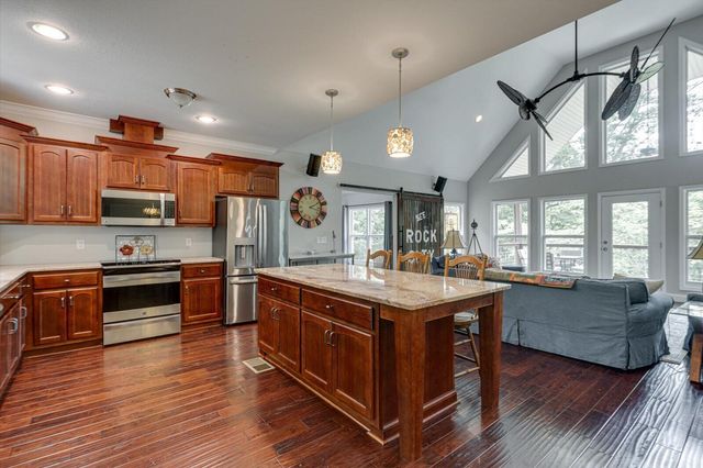 3150 Plaza Circle, Chattanooga, TN 37419