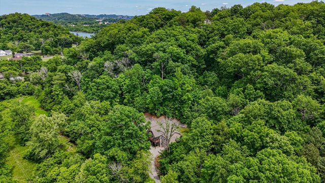 3150 Plaza Circle, Chattanooga, TN 37419