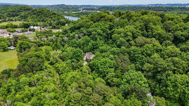3150 Plaza Circle, Chattanooga, TN 37419