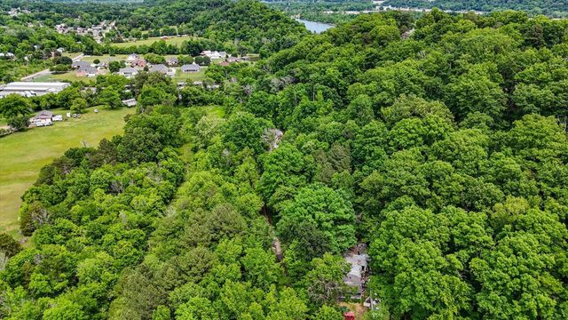3150 Plaza Circle, Chattanooga, TN 37419
