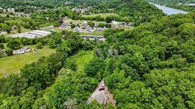 3150 Plaza Circle, Chattanooga, TN 37419