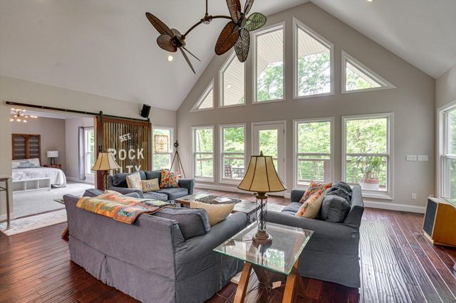 3150 Plaza Circle, Chattanooga, TN 37419