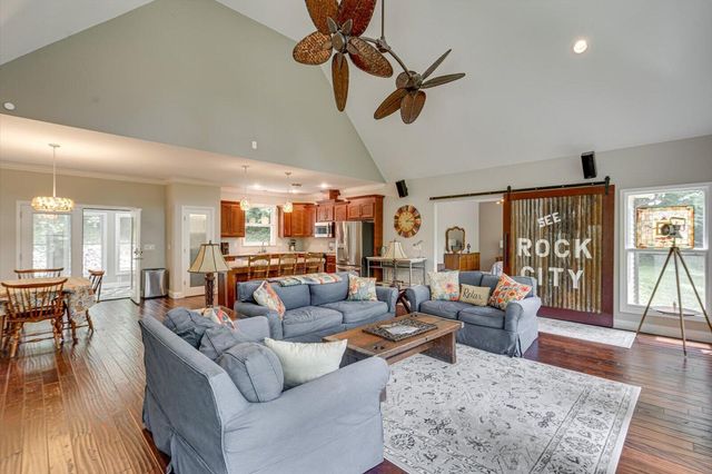 3150 Plaza Circle, Chattanooga, TN 37419