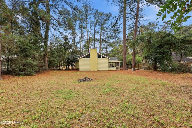 2419 Pine Court, Beaufort, SC 29902