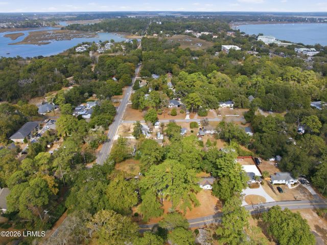 2419 Pine Court, Beaufort, SC 29902