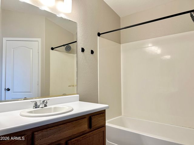40178 W THORNBERRY Lane, Maricopa, AZ 85138