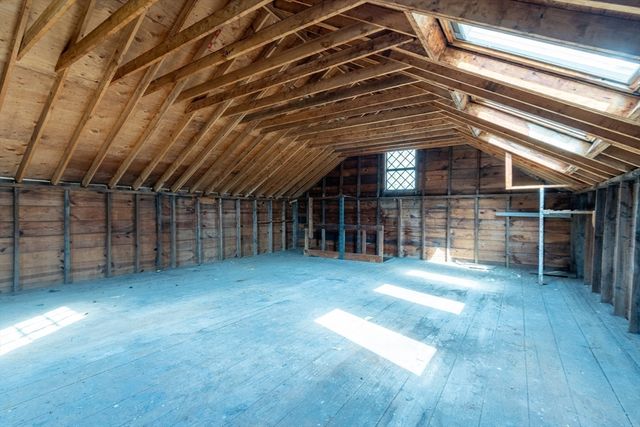 150 Paxton St, Leicester, MA 01524