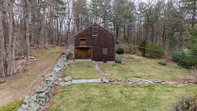 150 Paxton St, Leicester, MA 01524