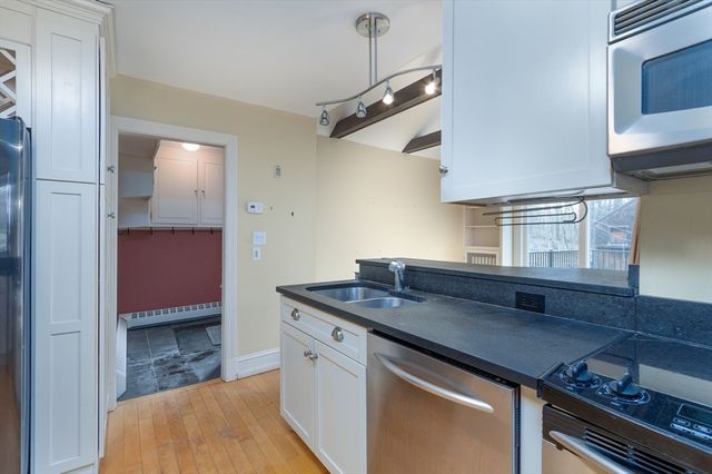 150 Paxton St, Leicester, MA 01524