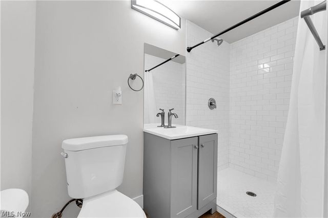 4210 Peach Court, Cleveland, OH 44113