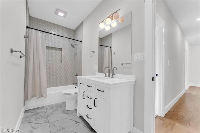4210 Peach Court, Cleveland, OH 44113
