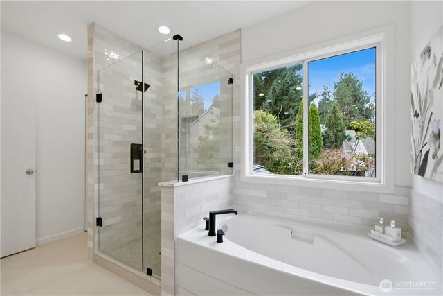 11229 NE 106th Place, Kirkland, WA 98033