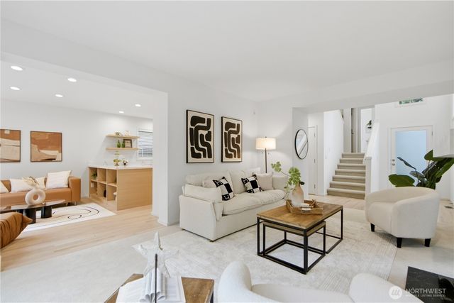 11229 NE 106th Place, Kirkland, WA 98033