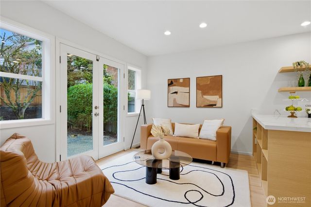 11229 NE 106th Place, Kirkland, WA 98033