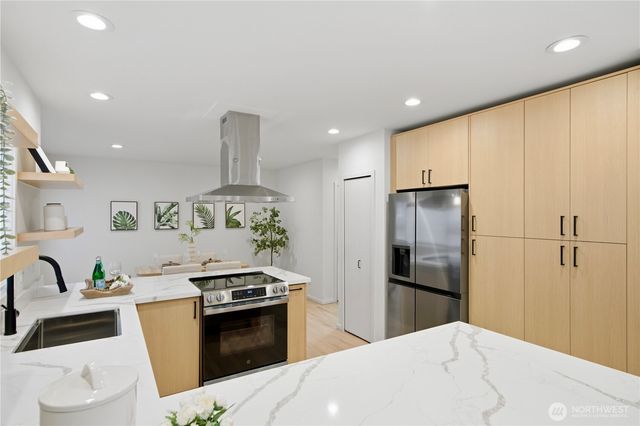 11229 NE 106th Place, Kirkland, WA 98033