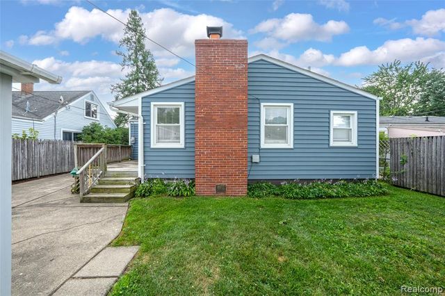 1017 Amelia Avenue, Royal Oak, MI 48073