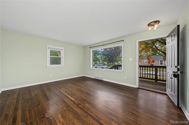 1017 Amelia Avenue, Royal Oak, MI 48073