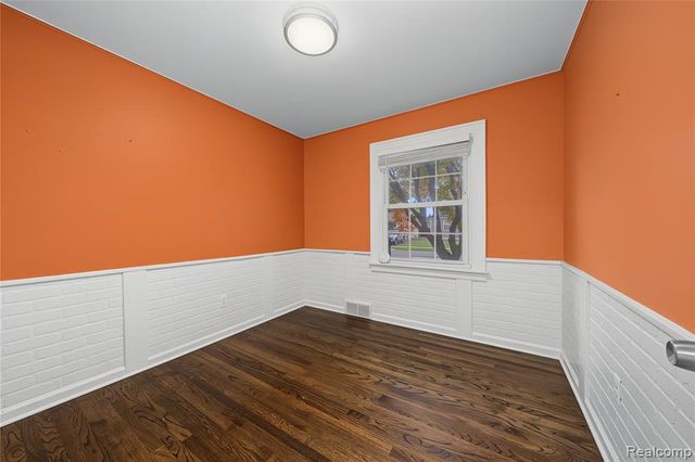 1017 Amelia Avenue, Royal Oak, MI 48073
