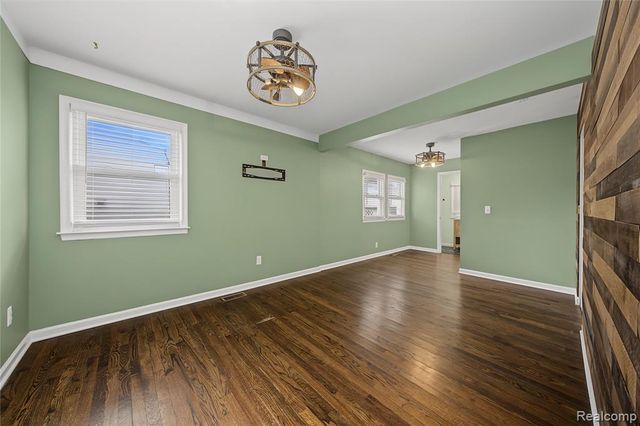 1017 Amelia Avenue, Royal Oak, MI 48073