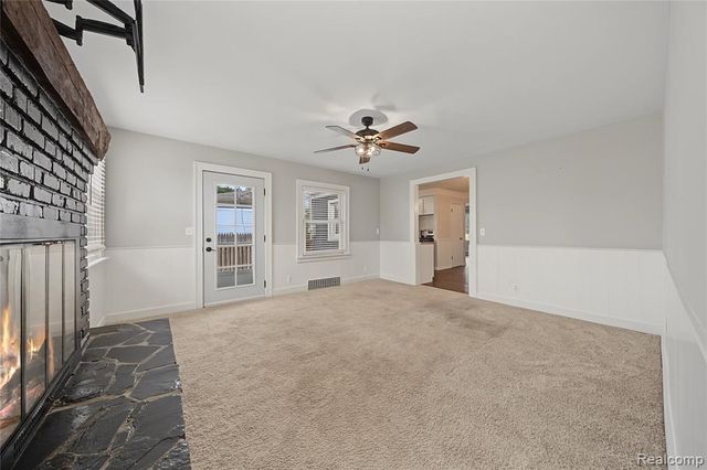 1017 Amelia Avenue, Royal Oak, MI 48073
