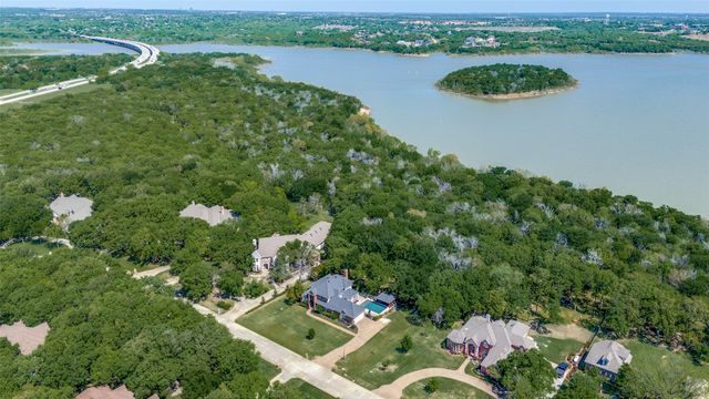 4007 Brooks Court, Highland Village, TX 76226
