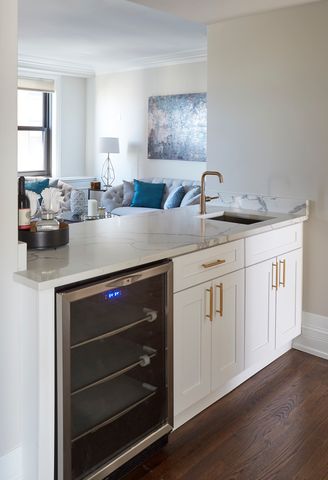 3730 N Lake Shore Drive 5B, Chicago, IL 60613