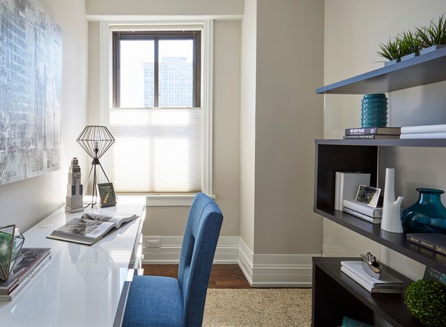 3730 N Lake Shore Drive 5B, Chicago, IL 60613