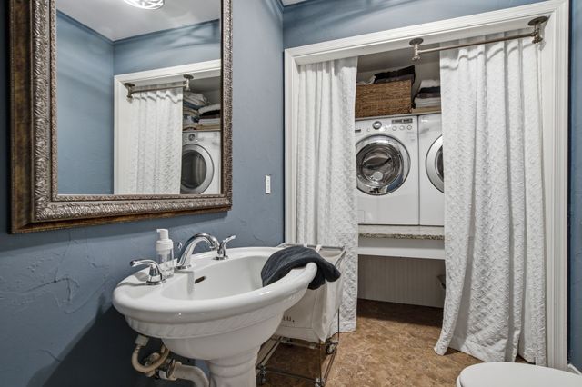 3001 Curry Road, Arlington, TX 76001