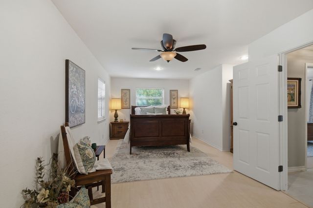 3001 Curry Road, Arlington, TX 76001