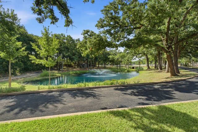 3001 Curry Road, Arlington, TX 76001