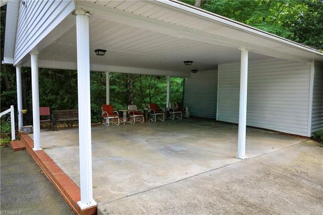 9355 Styers Ferry Road, Clemmons, NC 27012