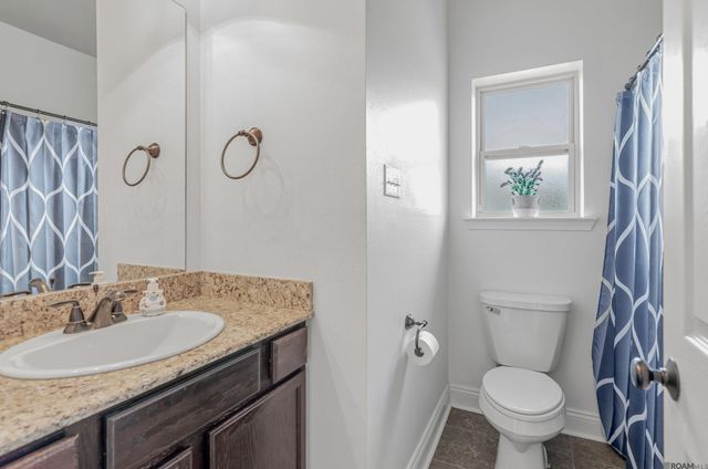 21198 Beau Chateau Blvd, Ponchatoula, LA 70454