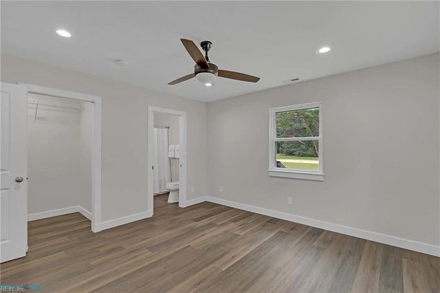 591 Possum Point RD, Port Haywood, VA 23138