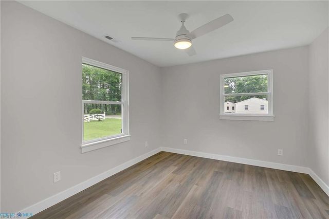 591 Possum Point RD, Port Haywood, VA 23138