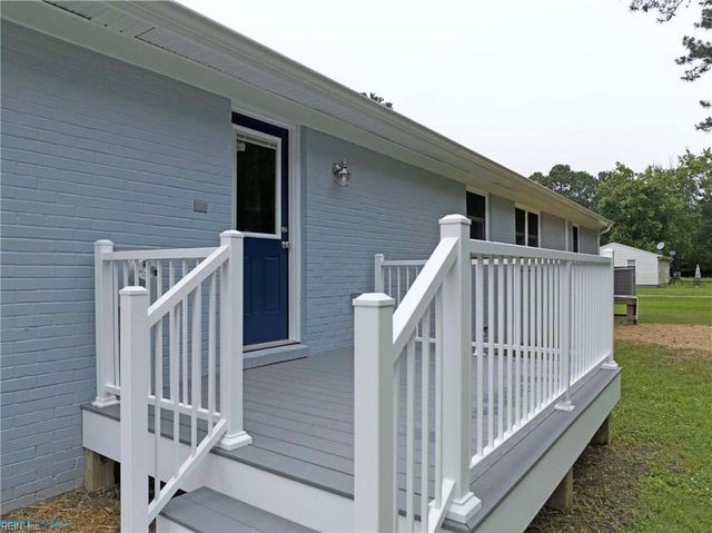 591 Possum Point RD, Port Haywood, VA 23138