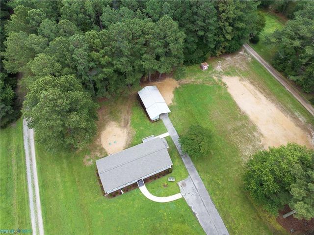 591 Possum Point RD, Port Haywood, VA 23138