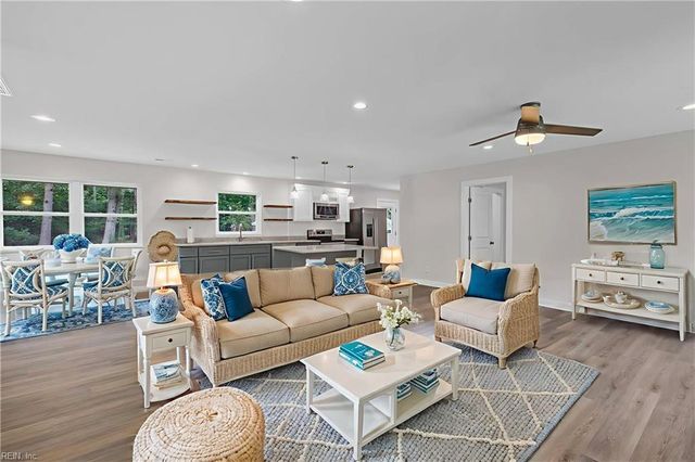 591 Possum Point RD, Port Haywood, VA 23138