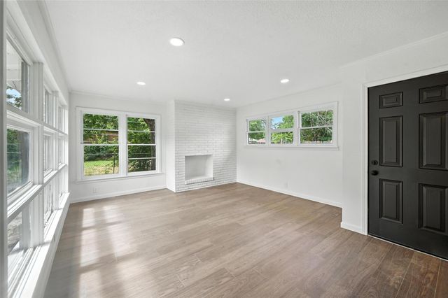 5416 Purington Avenue, Fort Worth, TX 76112