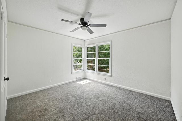 5416 Purington Avenue, Fort Worth, TX 76112