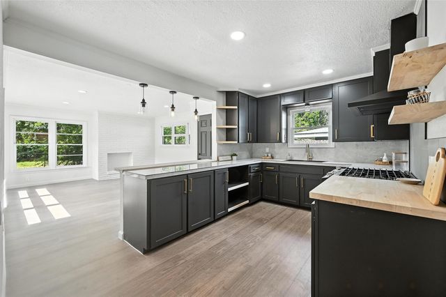 5416 Purington Avenue, Fort Worth, TX 76112