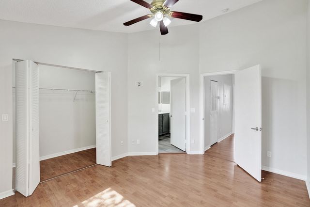 752 SW 122nd Terrace, Pembroke Pines, FL 33025
